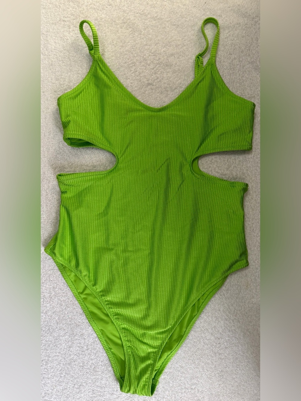 NWOT aerie Shine Rib “Voop Cheeky Swimsuit Harlequin Green Cut Out Beach Swim